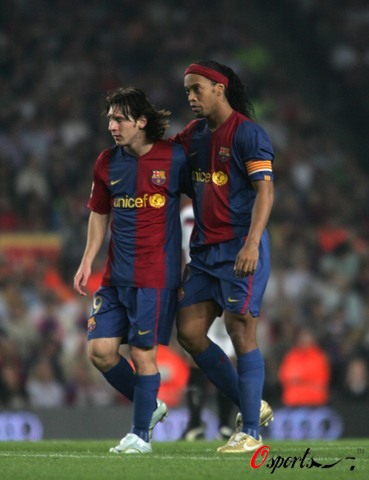 还多次为队 还多次为队