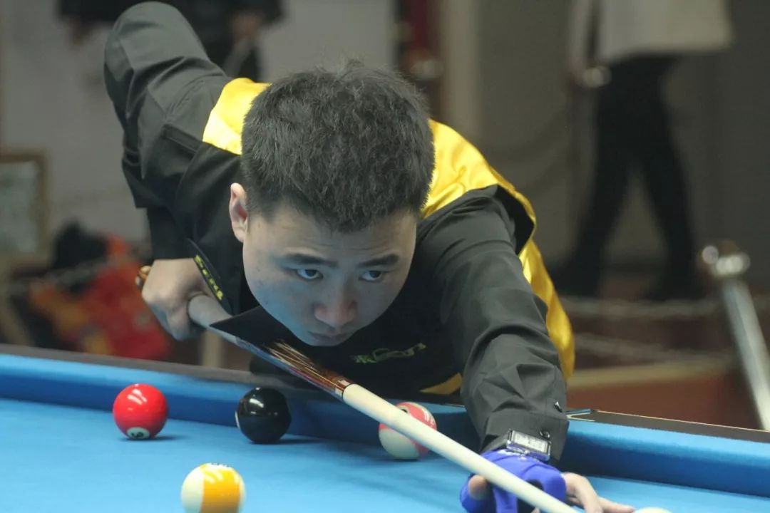 赛场上争得 赛场上争得